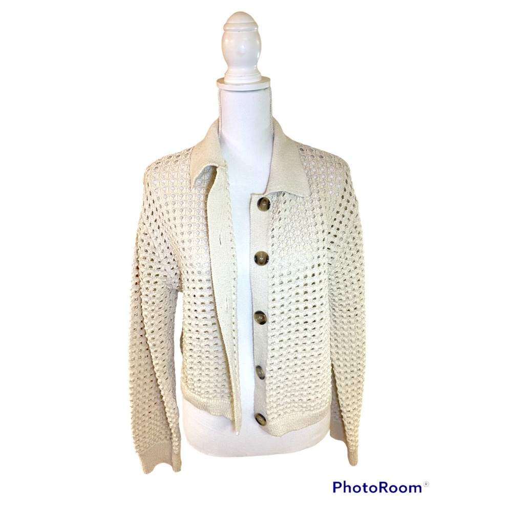 Cream colored Knit Top